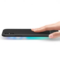 Zadný kryt iPaky Carbon Fiber čierny – iPhone X / XS | Lacné Kryty Lacné Kryty | Zadný kryt iPaky Carbon Fiber čierny – iPhone X / XS | Lacné Kryty