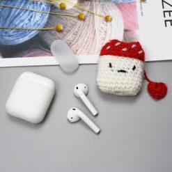 Lacné Kryty | Vlnené puzdro Wool cap Mushroom – Apple AirPods | Lacné Kryty