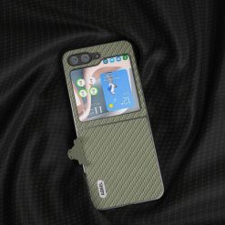Lacné Kryty | Kryt Abeel Carbon Fiber zelený – Samsung Galaxy Z Flip 5 | Lacné Kryty