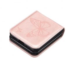 Lacné Kryty | Puzdro Embossing Pattern Motýľ bledoružové – Samsung Galaxy Z Flip 6 / Z Flip 7 FE | Lacné Kryty