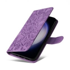 Lacné Kryty | Peňaženkové puzdro Embossing Pattern Slnečnica fialové – Samsung Galaxy S25+ (S25 Plus) | Lacné Kryty
