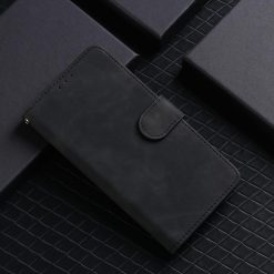 Lacné Kryty | Peňaženkové puzdro Solid čierne – Motorola Moto G15 / G15 Power | Lacné Kryty