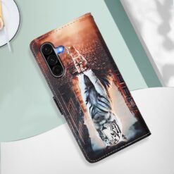 Lacné Kryty | Knižkové puzdro Trendy Cross case Mačka a tiger – Samsung Galaxy A56 | Lacné Kryty