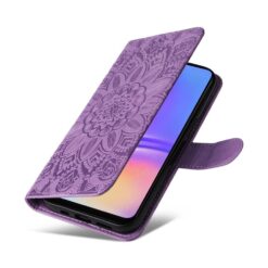 Lacné Kryty | Peňaženkové puzdro Embossing Pattern Slnečnica fialové – Samsung Galaxy A06 | Lacné Kryty