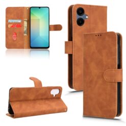 Peňaženkové puzdro Solid hnedé – Samsung Galaxy A06 | Lacné Kryty Lacné Kryty | Peňaženkové puzdro Solid hnedé – Samsung Galaxy A06 | Lacné Kryty
