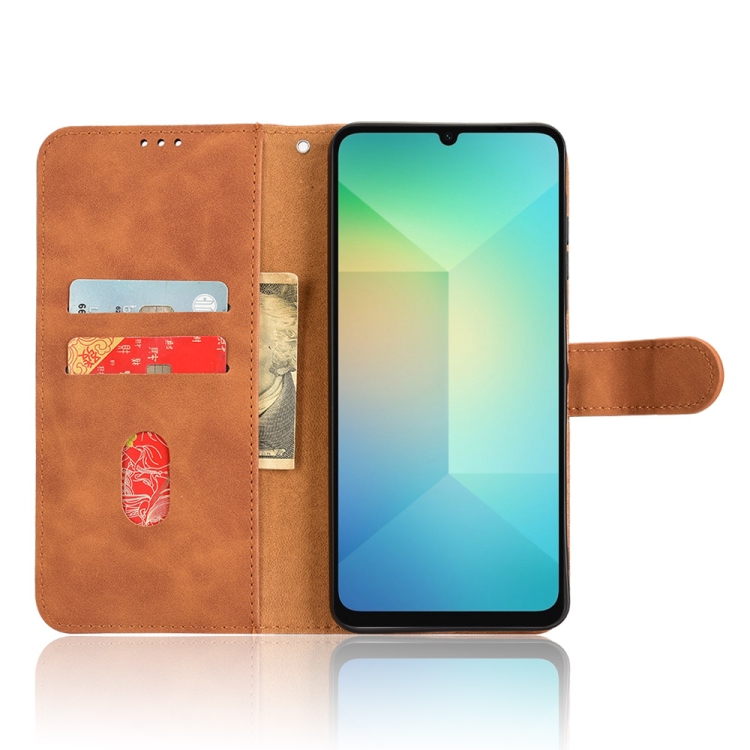Peňaženkové puzdro Solid hnedé – Samsung Galaxy A06 | Lacné Kryty Lacné Kryty | Peňaženkové puzdro Solid hnedé – Samsung Galaxy A06 | Lacné Kryty