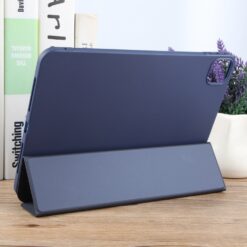 Knižkové puzdro Pure case tmavomodré – Apple iPad Air 13″ M2 (2024) | Lacné Kryty Lacné Kryty | Knižkové puzdro Pure case tmavomodré – Apple iPad Air 13″ M2 (2024) | Lacné Kryty