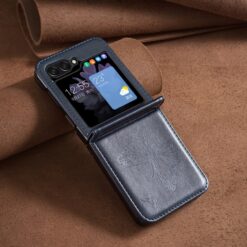 Lacné Kryty | Puzdro Embossing Pattern Motýľ modré – Samsung Galaxy Z Flip 5 | Lacné Kryty