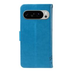 Lacné Kryty | Peňaženkové puzdro Embossing Pattern Strom a mačka modré – Google Pixel 10 Pro XL | Lacné Kryty
