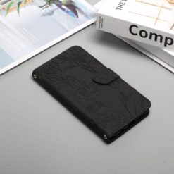 Lacné Kryty | Peňaženkové puzdro Embossing Pattern Motýľ a ruže čierne – T Phone 3 | Lacné Kryty
