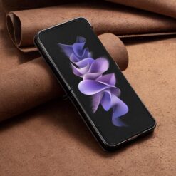 Lacné Kryty | Kryt Rhombus čierny – Samsung Galaxy Z Flip 8 | Lacné Kryty